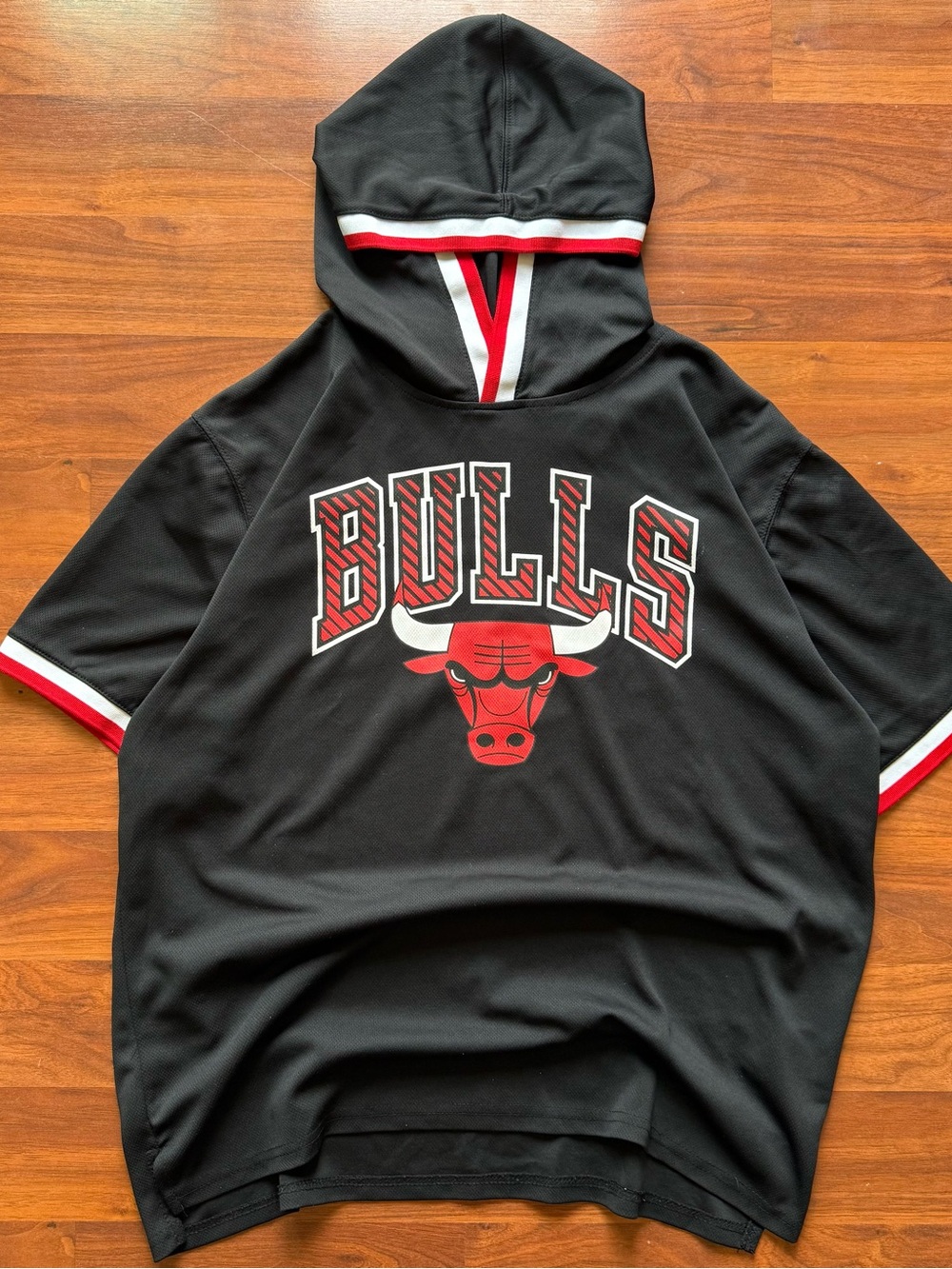 Chicago Bulls black red jersey hoodie Large NBA UNK